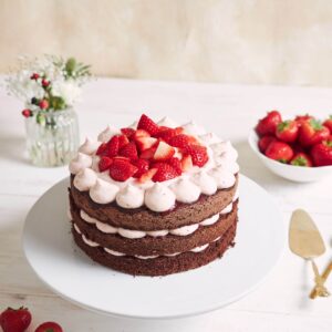Tarta de Nata y Fresas