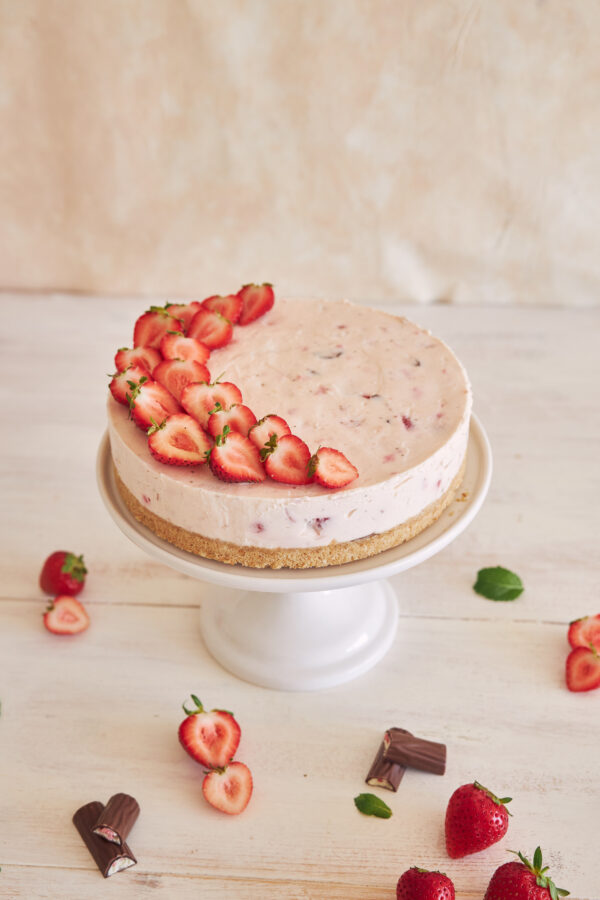 Tarta de yogur y fresas - Imagen 2