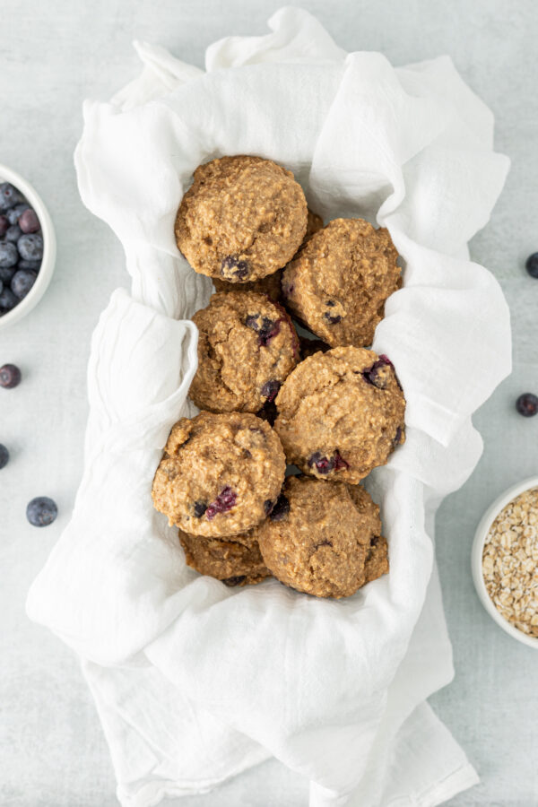 Galleta de avena con arándanos y chocolate